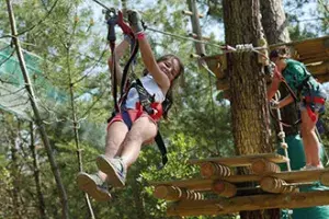 Tenter l’aventure à Explora Parc